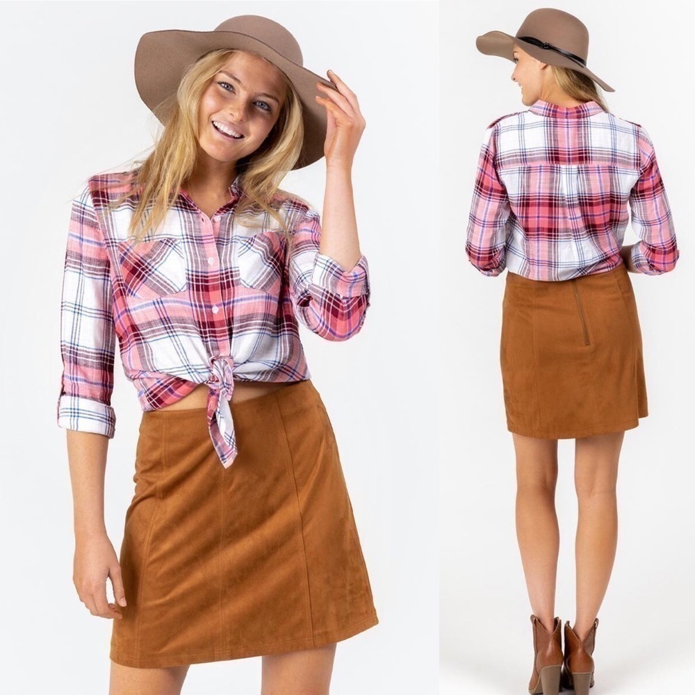 New Francesca’s Deb Plaid Button Down Top